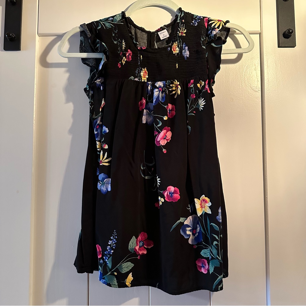 Old Navy Black Floral Sleeveless Top